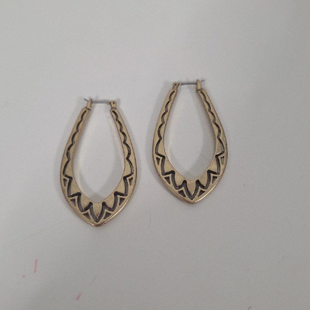Gold Textured Teardrop Hoop Earrings [1378].